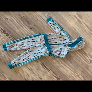 Kids Adidas track suit 3/4y